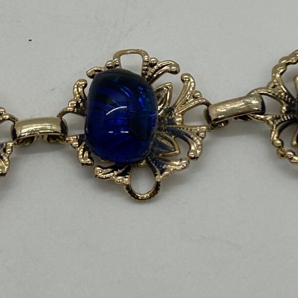 Vintage Gold Tone Bracelet Cobalt Blue Acrylic Cabochon Floral Filigree Design - Picture 15 of 16